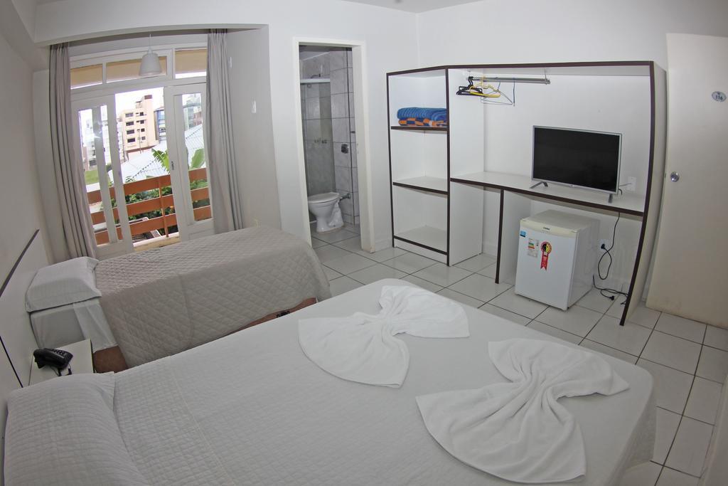 Atlantico Sul Hotel Laguna Habitación foto