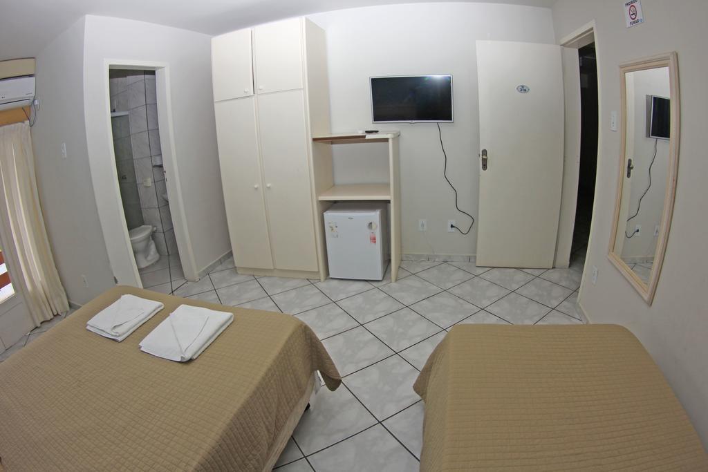 Atlantico Sul Hotel Laguna Habitación foto